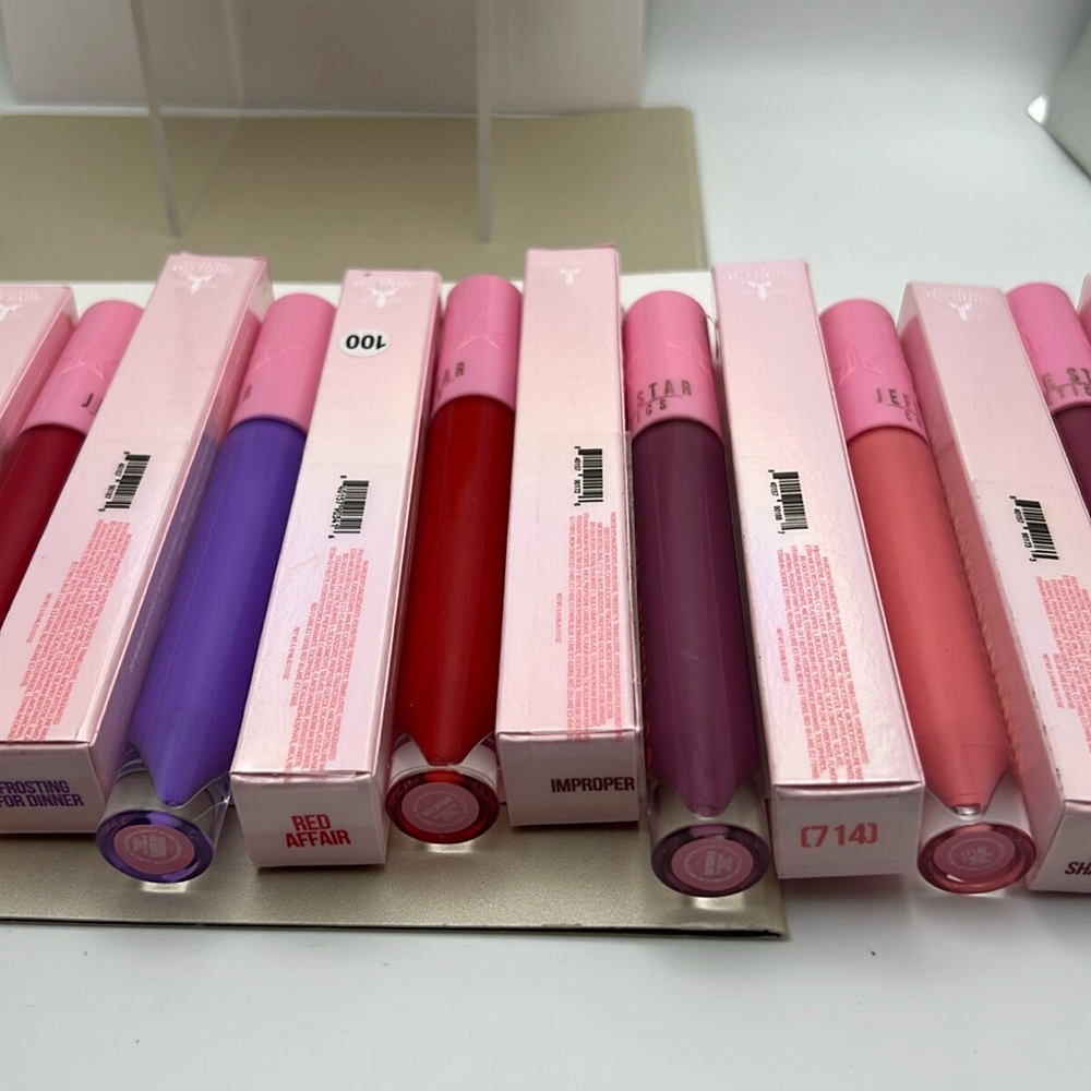 Supreme Gloss Lip Gloss- 8 Different Shades. Price for One, NWOT In Box - Picture 3 of 16